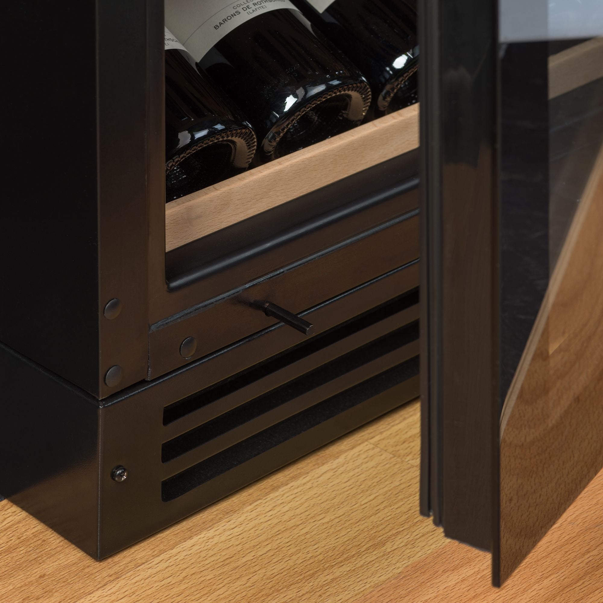 Avintage AVU53PREMIUM Wine cabinet